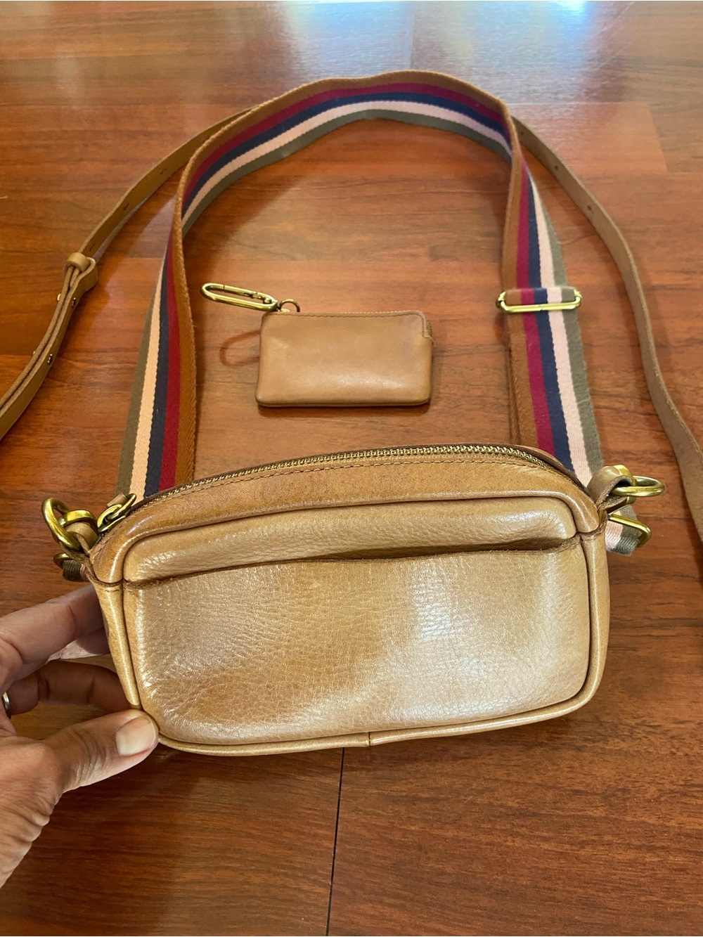 Madewell leather mini crossbody bag - Picture 5 of 10